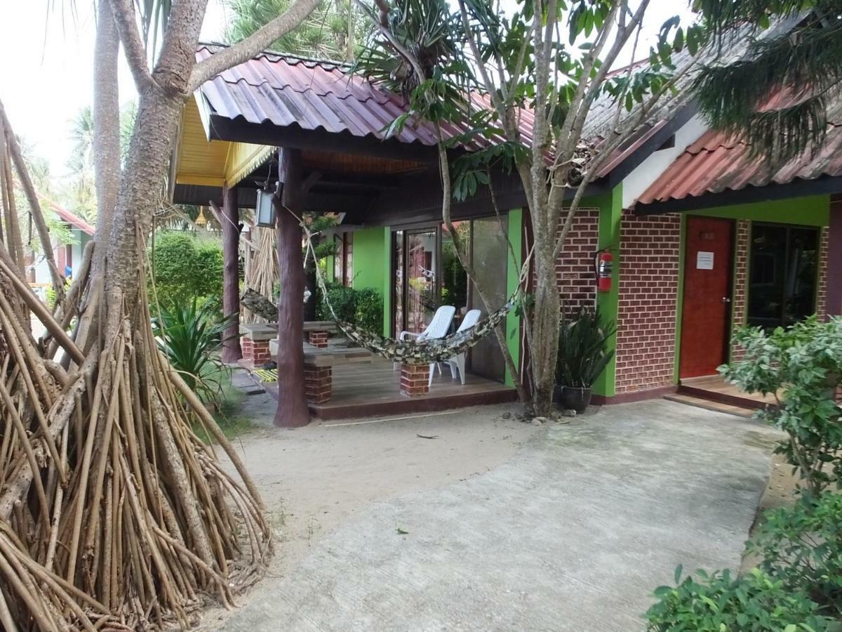 Blue Andaman Lanta Resort Ko Lanta Exterior foto