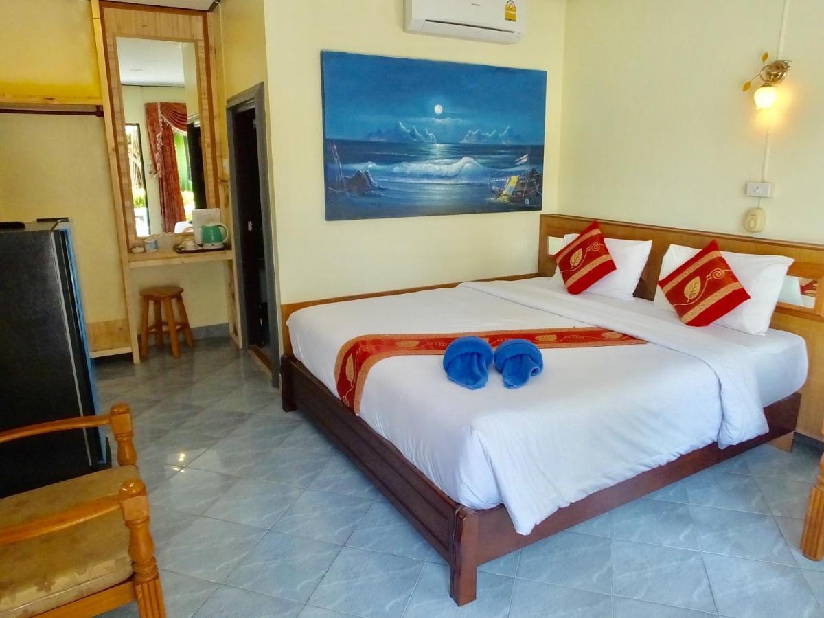 Blue Andaman Lanta Resort Ko Lanta Exterior foto